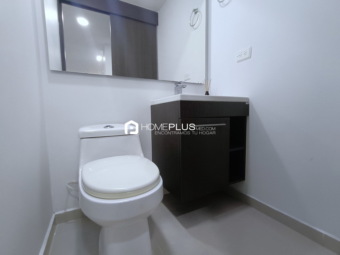 ALQUILER APARTAMENTO AMOBLADO EL POBLADO, CASTROPOL, VANCOUVER A102