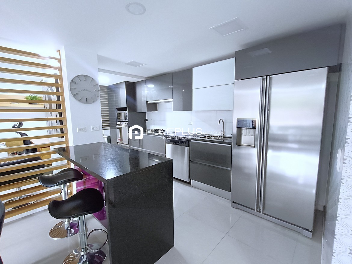 ALQUILER APARTAMENTO AMOBLADO EL POBLADO, CASTROPOL, VANCOUVER A102