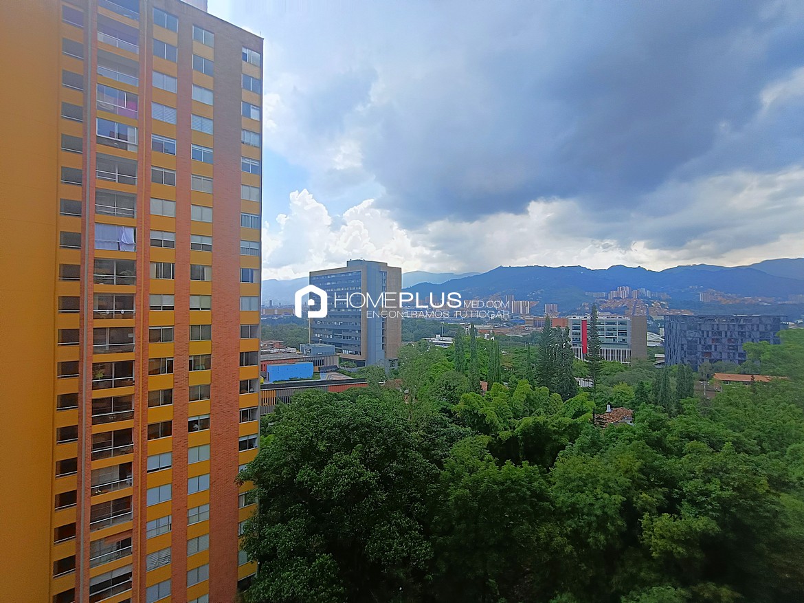 Apartamento en Alquiler En El Poblado, Plaza Oviedo C182 (4)