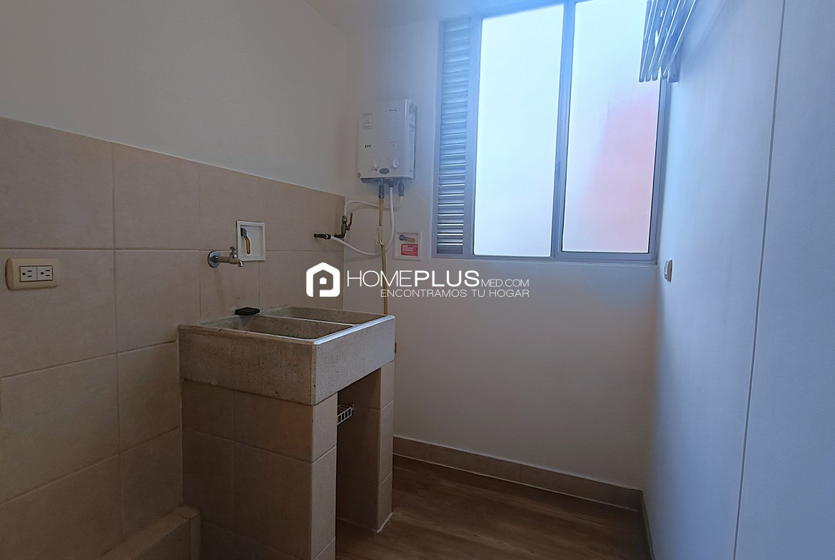 Apartamento en Alquiler En El Poblado, Plaza Oviedo C182 (7)