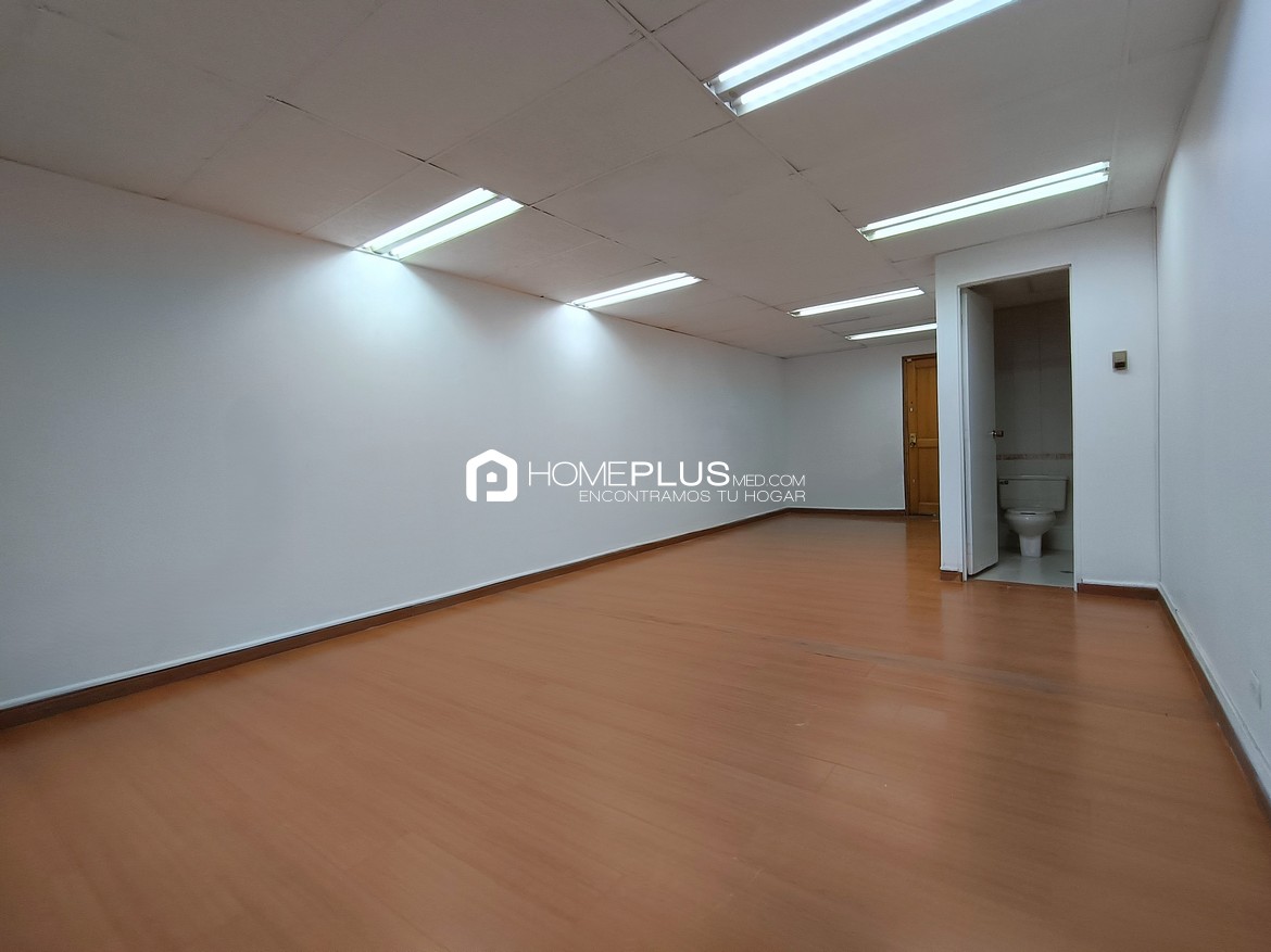 OFICINA EN ALQUILER, EL POBLADO MILLA DE ORO, C181