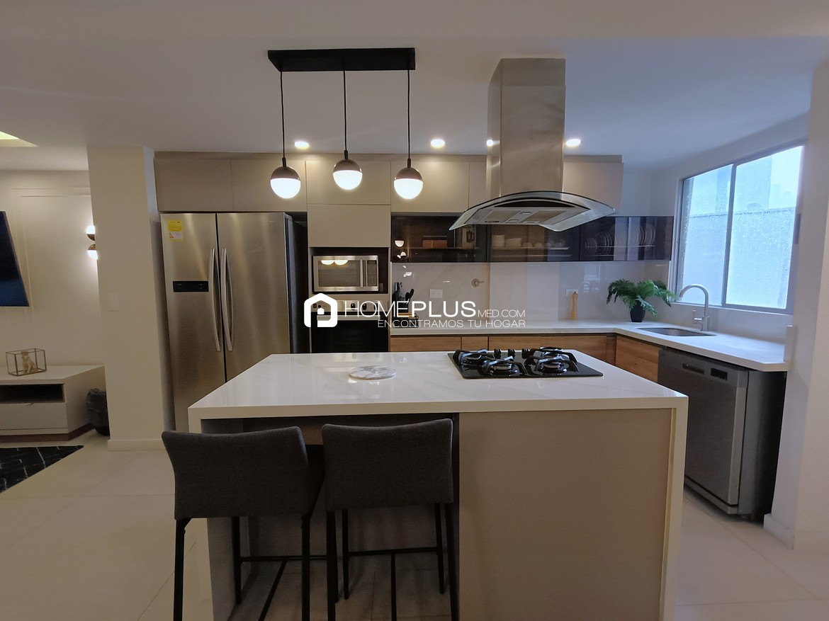 VENTA CASA ALTOS DEL POBLADO LAS PALMAS, CASA MILANO, V105