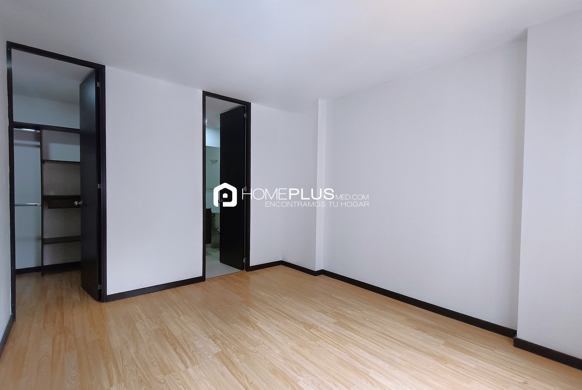 ALQUILER APARTAMENTO EL POBLADO CIUDAD DEL RIO C195 PLAZA DEL RIO 1213