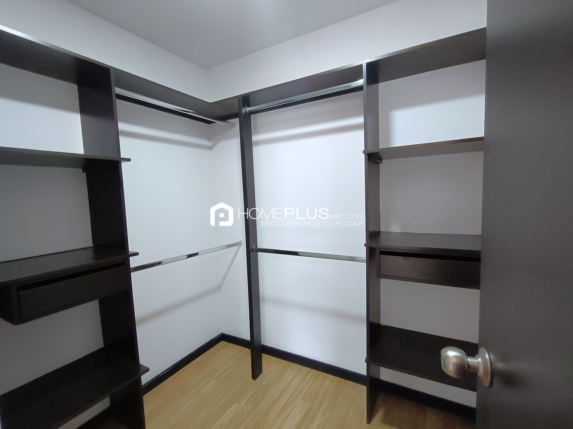 ALQUILER APARTAMENTO EL POBLADO CIUDAD DEL RIO C195 PLAZA DEL RIO 1213