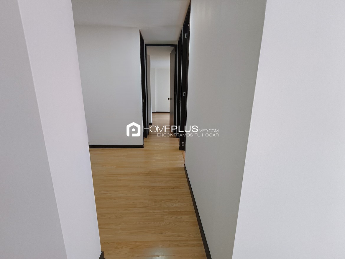 ALQUILER APARTAMENTO EL POBLADO CIUDAD DEL RIO C195 PLAZA DEL RIO 1213