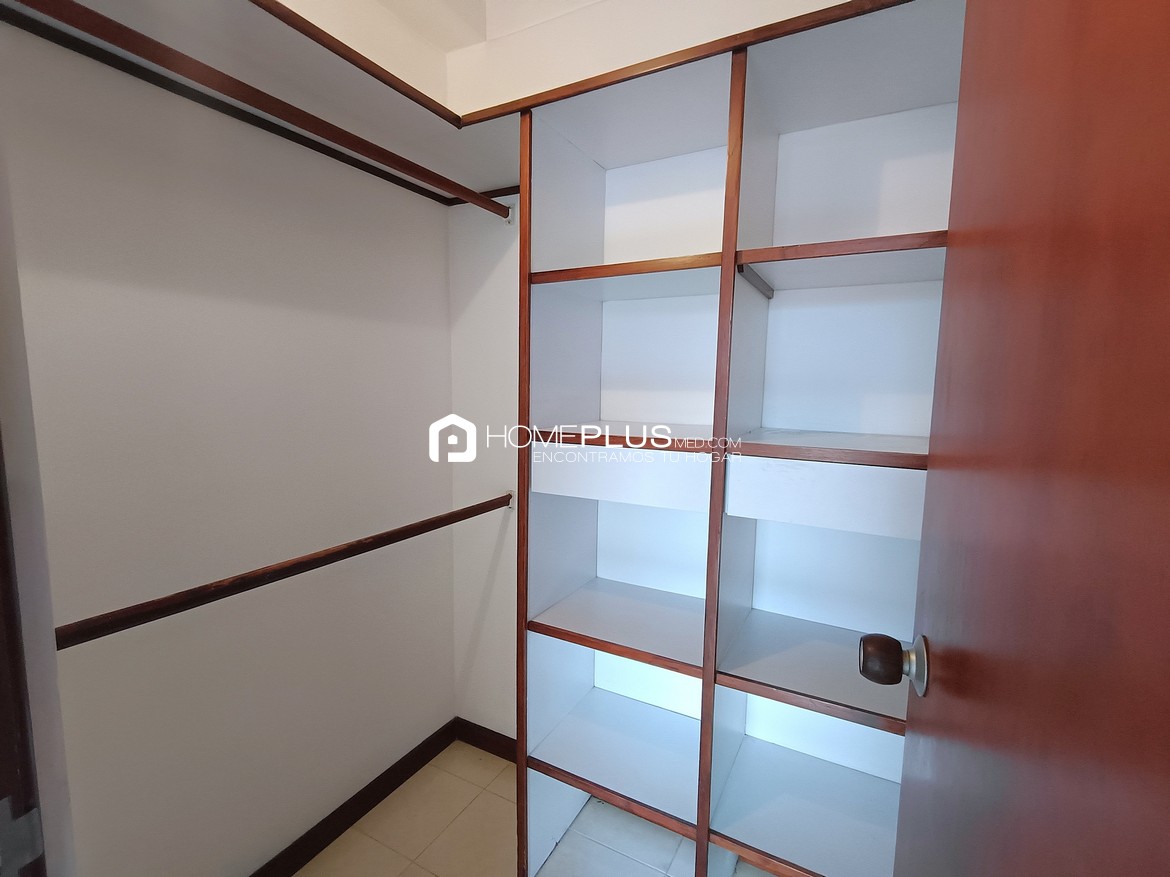 ALQUILER APARTAMENTO ENVIGADO LA CASONA C193 PONTEVEDRA 1106