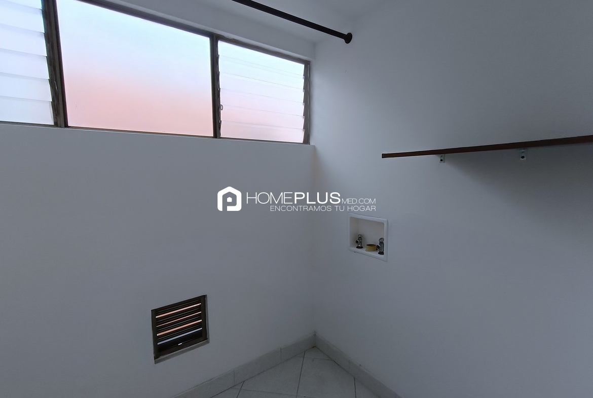 ALQUILER APARTAMENTO ENVIGADO LA CASONA C193 PONTEVEDRA 1106