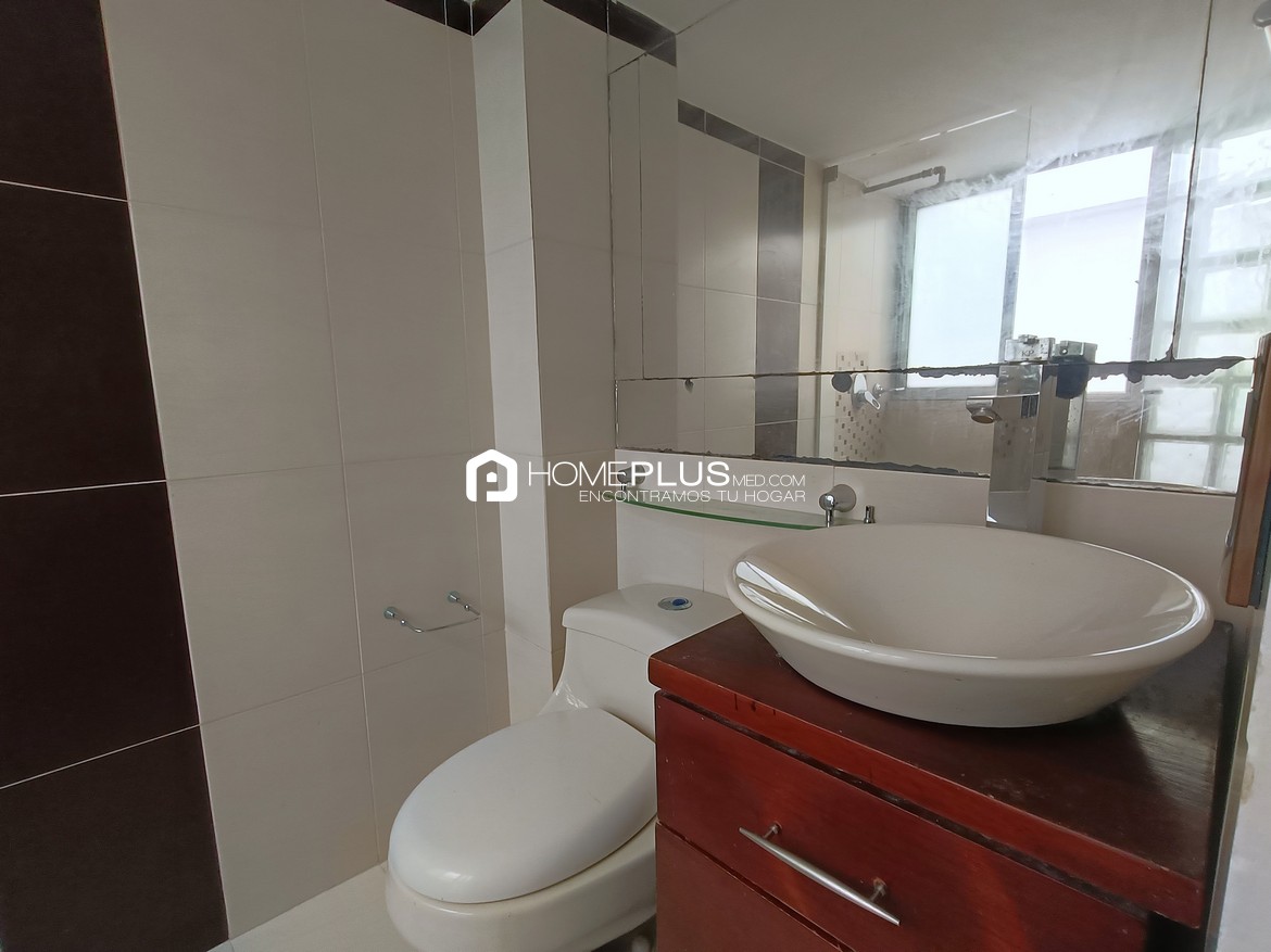 ALQUILER CASA EL POBLADO LOMA DEL INDIO C194 BALUARTE DE SAN DIEGO 3122