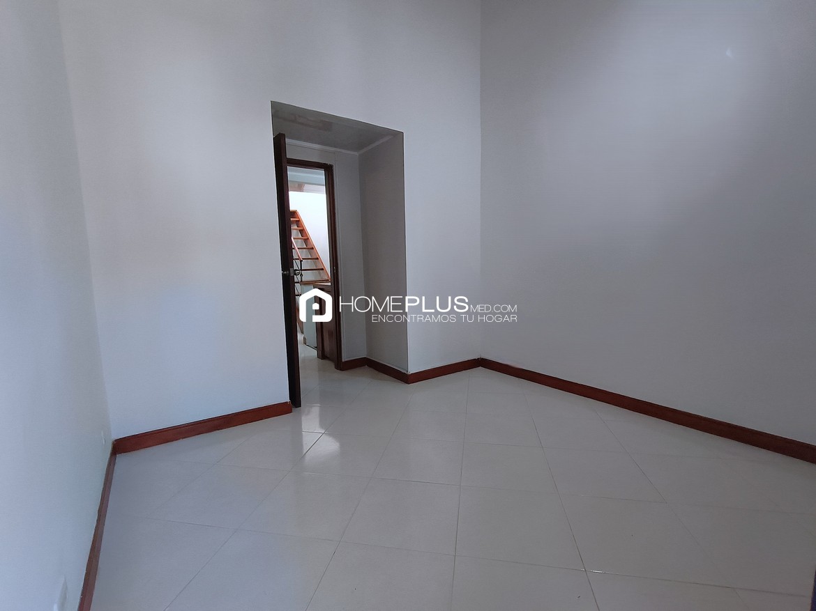 ALQUILER CASA EL POBLADO LOMA DEL INDIO C194 BALUARTE DE SAN DIEGO 3122