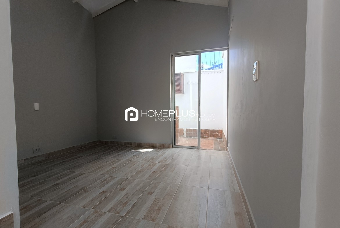 ALQUILER CASA EL POBLADO LOMA DEL INDIO C194 BALUARTE DE SAN DIEGO 3122