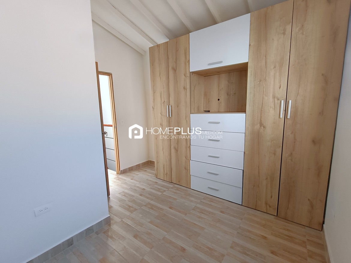 ALQUILER CASA EL POBLADO LOMA DEL INDIO C194 BALUARTE DE SAN DIEGO 3122