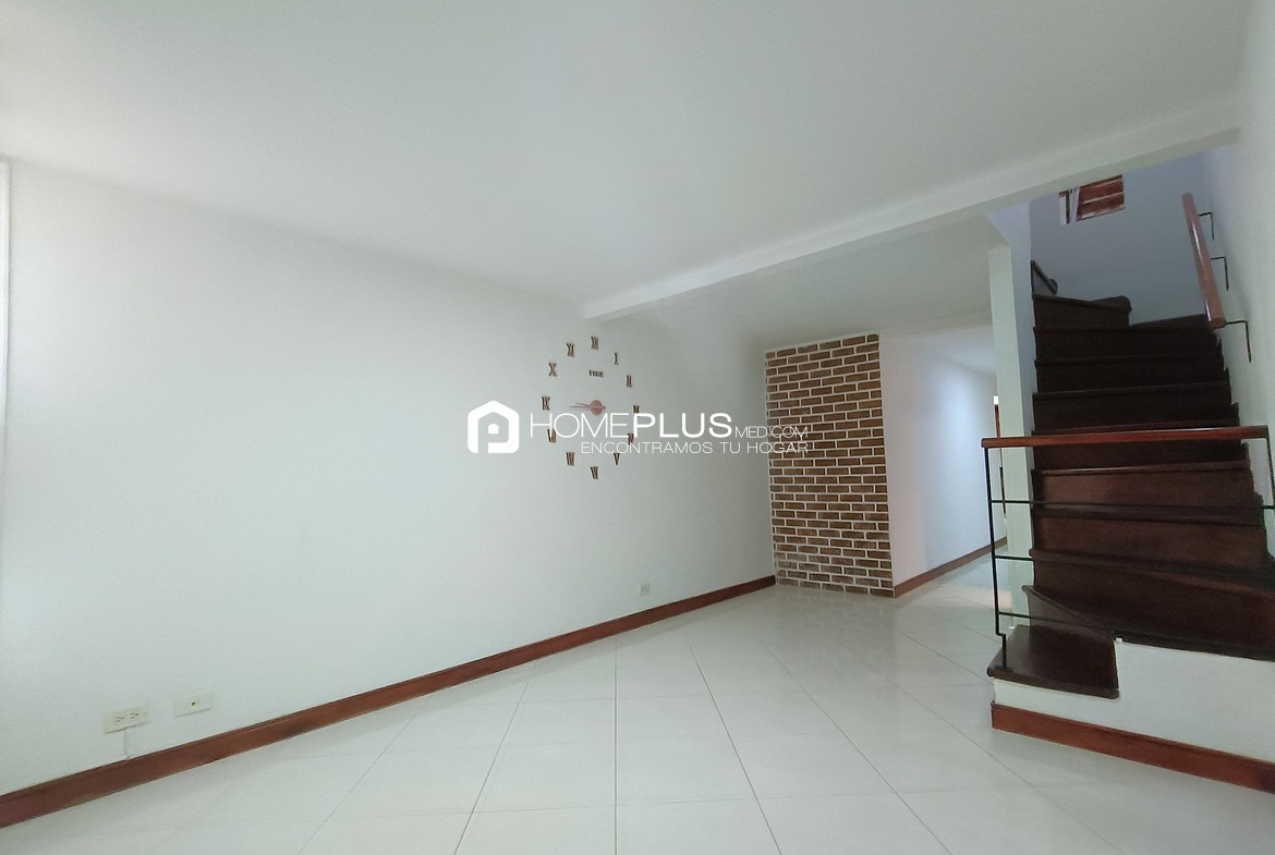 ALQUILER CASA EL POBLADO LOMA DEL INDIO C194 BALUARTE DE SAN DIEGO 3122