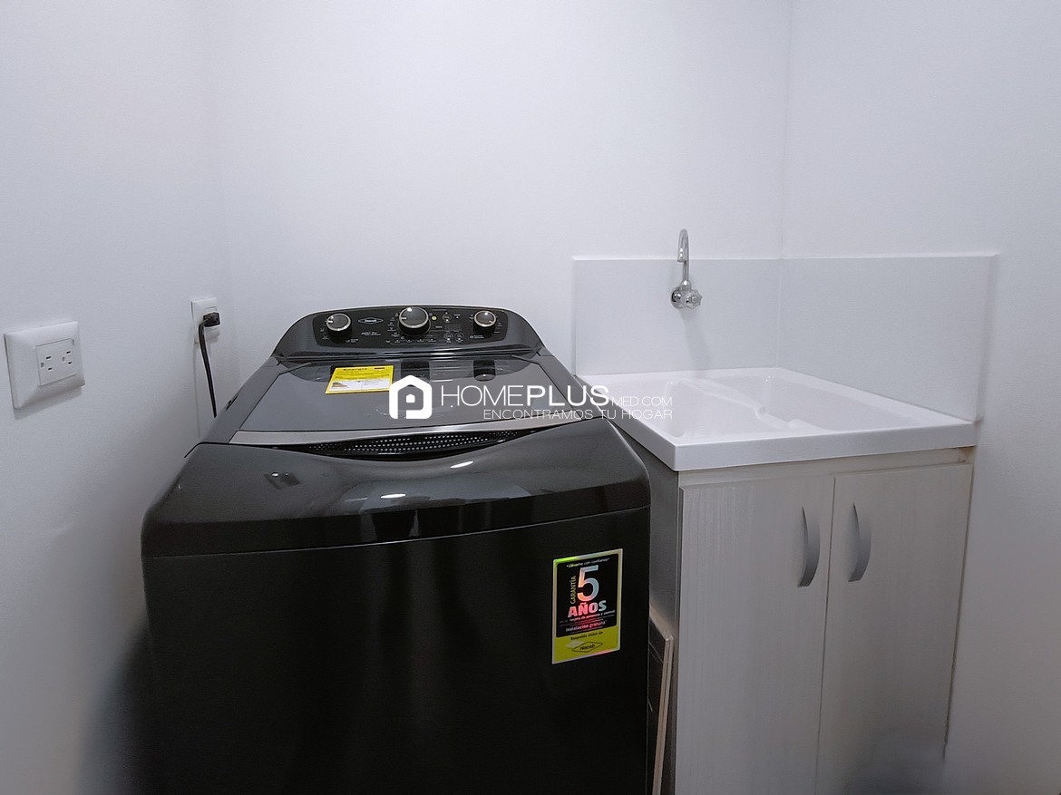 Alquiler de Apartamento Amoblado en El Poblado, Ciudad Del Río . La Riviere A161 (6)