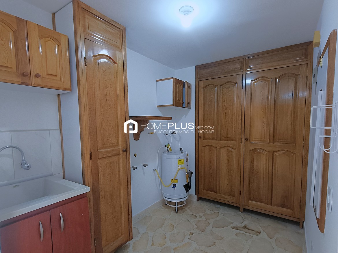 Alquiler de Apartamento en Envigado, La Frontera. Ed. Barcelona C186 (9)