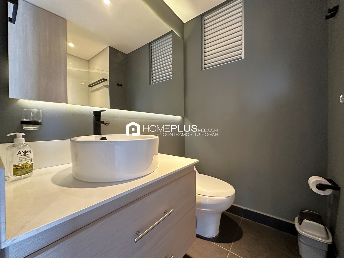 Apartamento Amoblado En Arriendo En El Poblado, La Tomatera. White Life Place A129