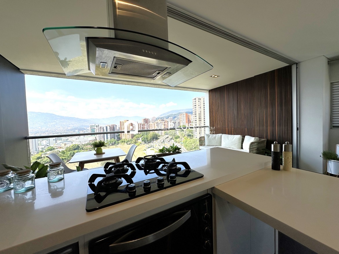 Apartamento Amoblado En Arriendo En El Poblado, La Tomatera. White Life Place A129