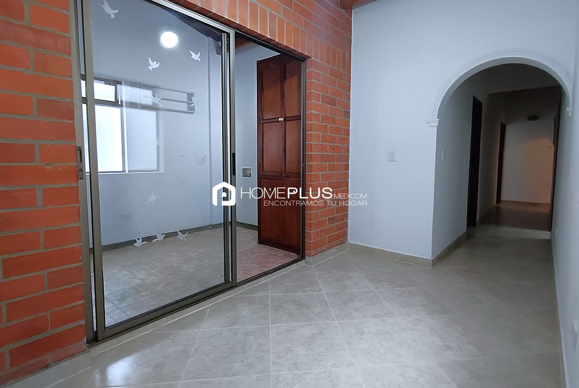 Apartamento En Arriendo En Envigado, Zuñiga. Ed Liset de Zuñiga. C200