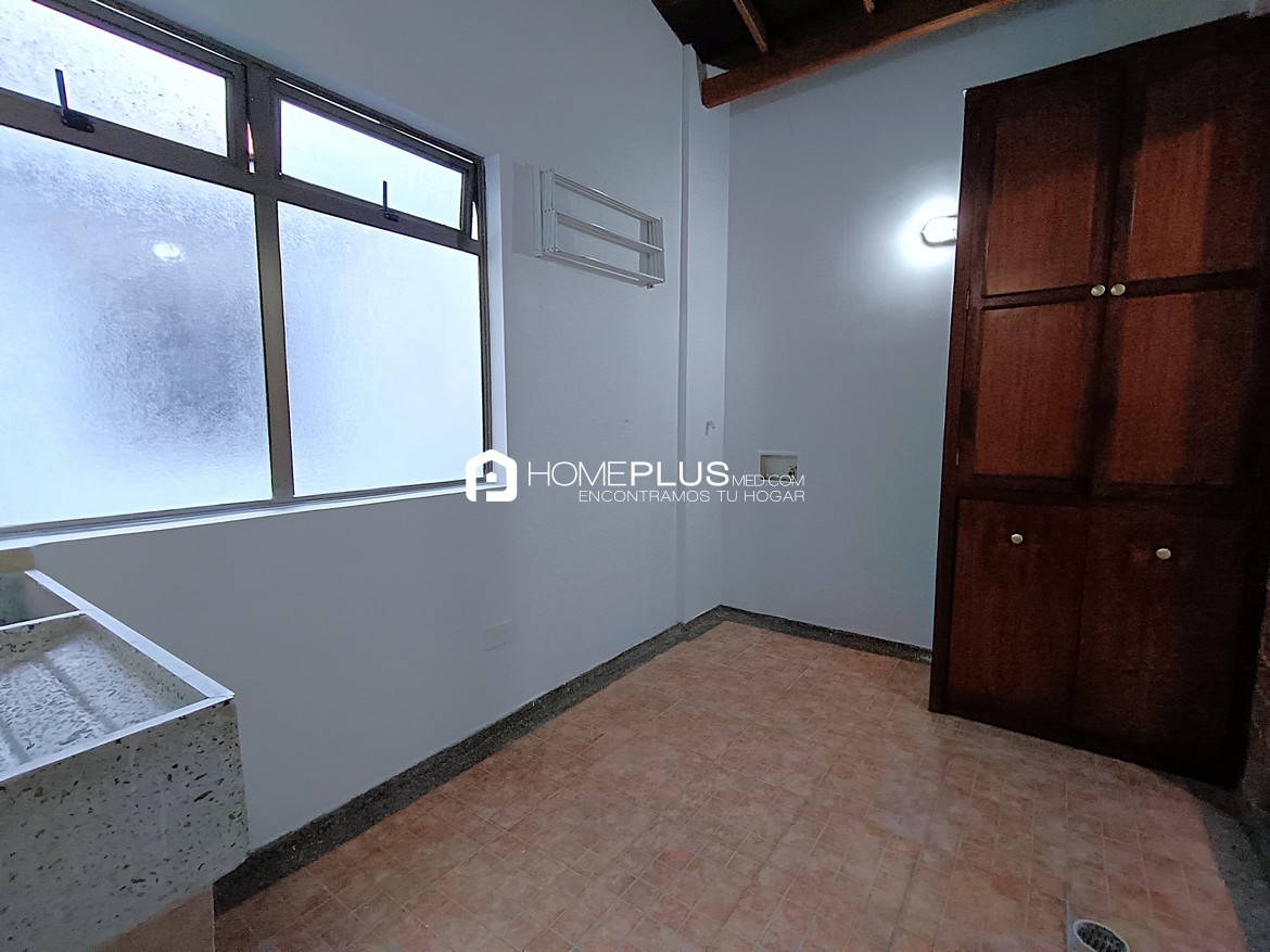 Apartamento En Arriendo En Envigado, Zuñiga. Ed Liset de Zuñiga. C200