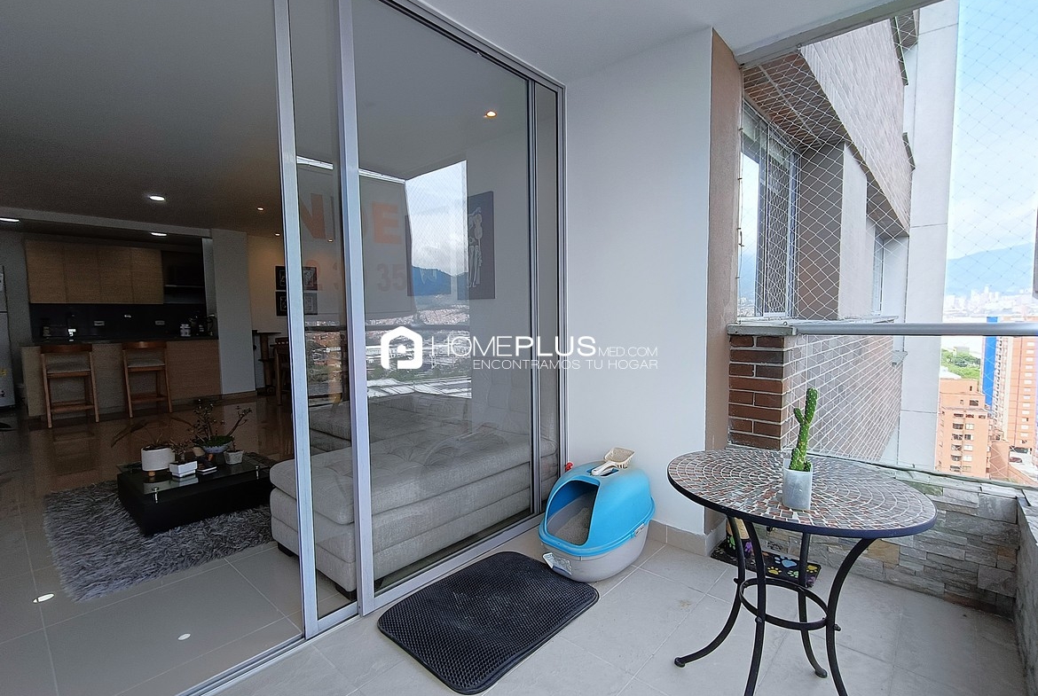 Apartamento En Venta En Envigado, Villa Jardín. Vía Serrano V116