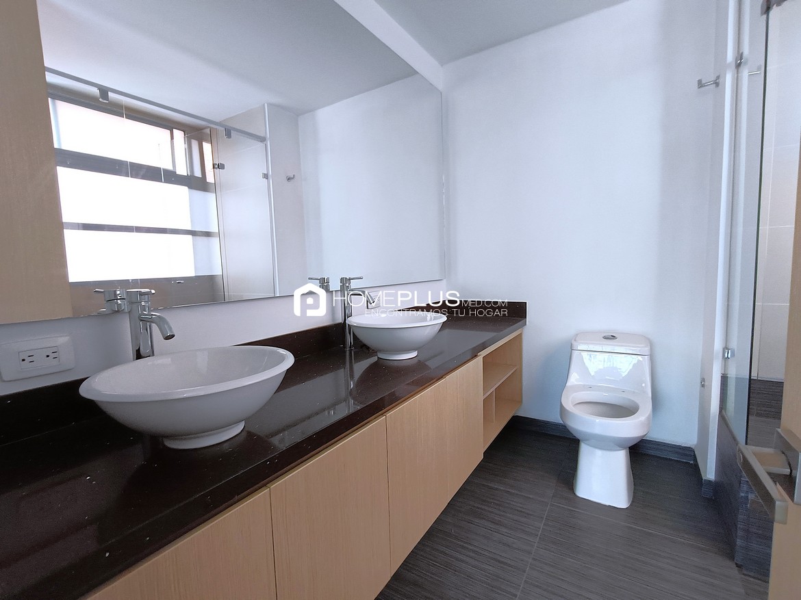 Apartamento En Venta En Envigado, Villa Jardín. Vía Serrano V118