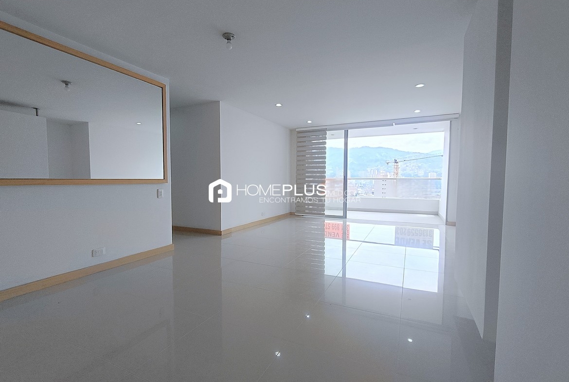 Apartamento En Venta En Envigado, Villa Jardín. Vía Serrano V118