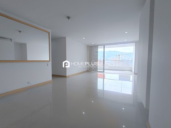 Apartamento En Venta En Envigado, Villa Jardín. Vía Serrano V118