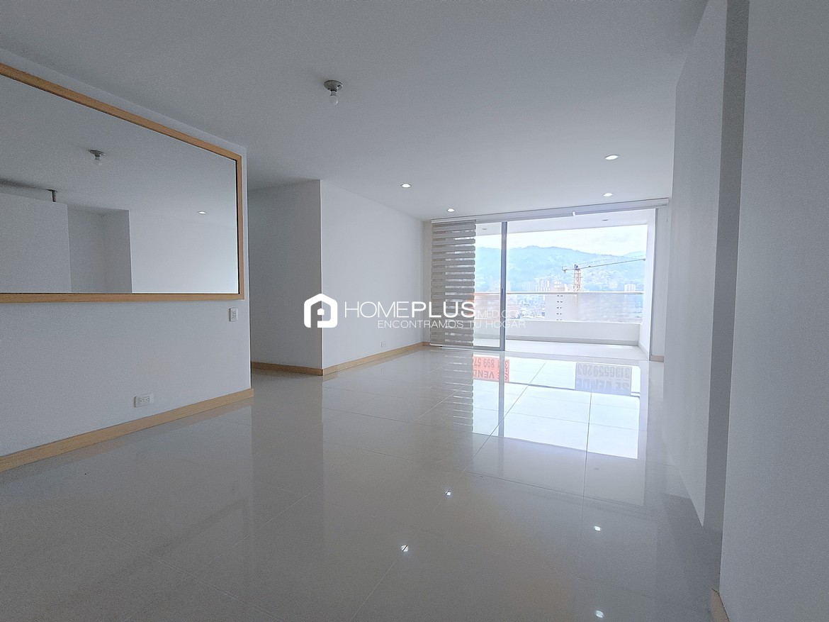 Apartamento En Venta En Envigado, Villa Jardín. Vía Serrano V118