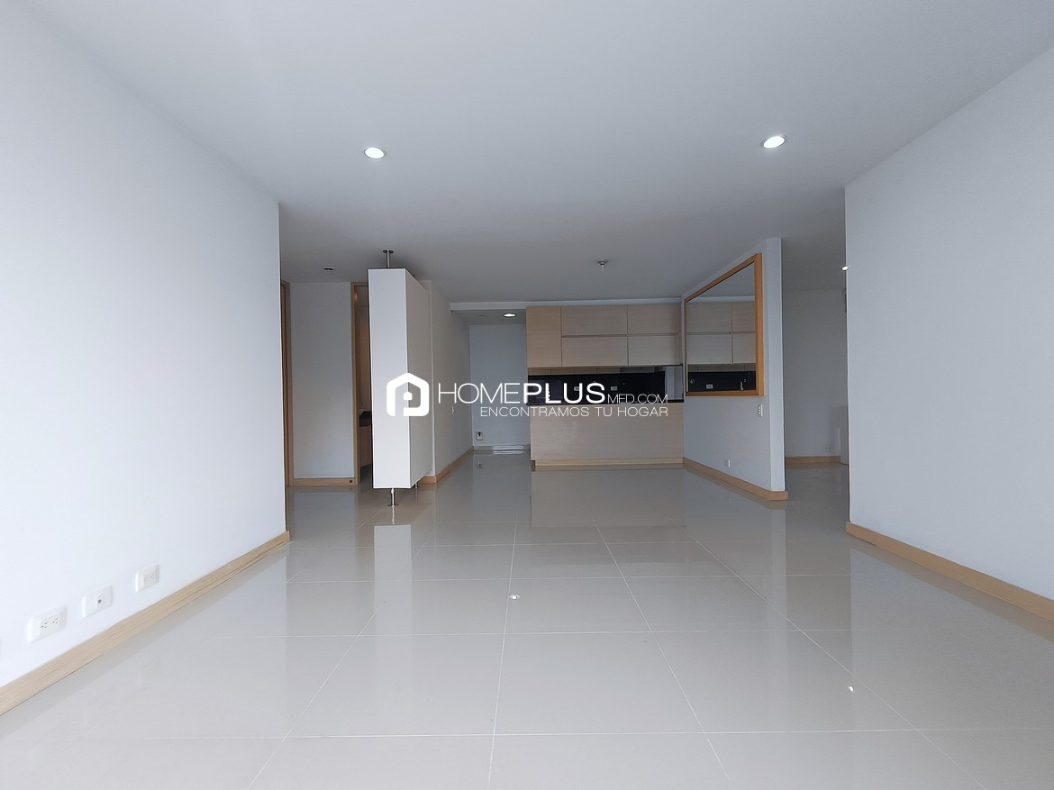 Apartamento En Venta En Envigado, Villa Jardín. Vía Serrano V118