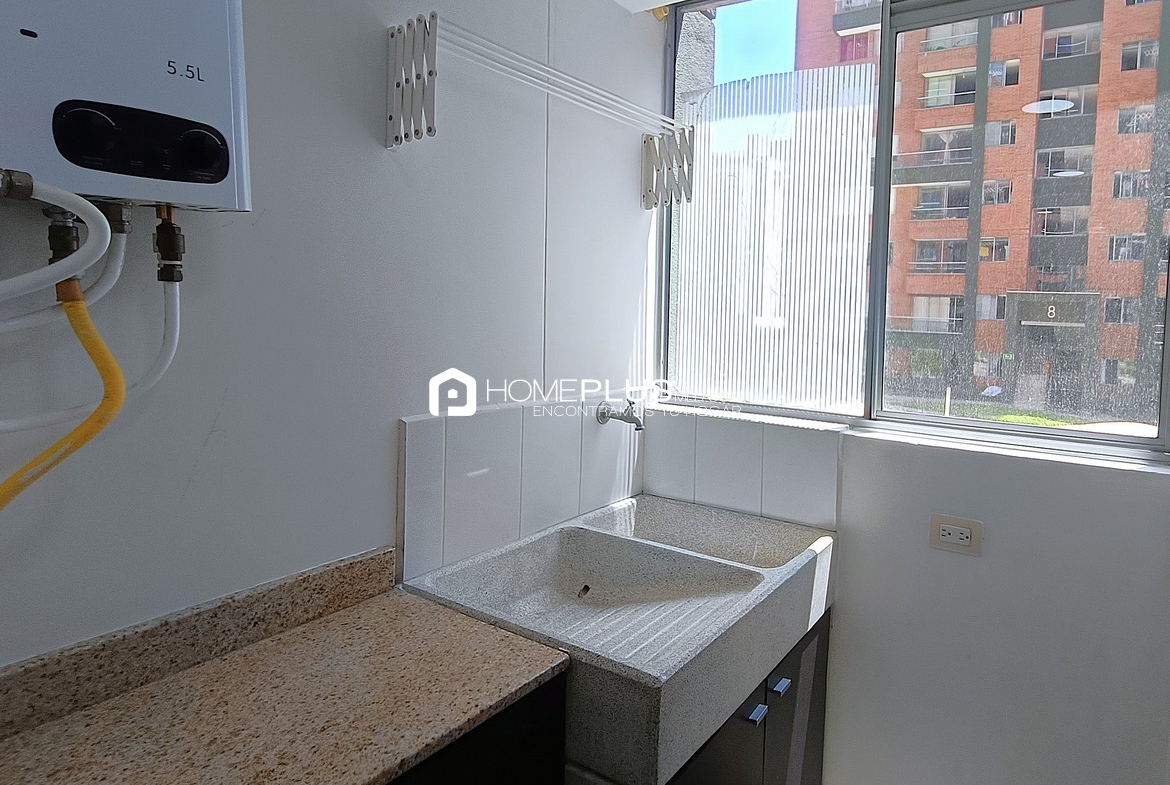 Apartamento en Alquiler En El Poblado, Ciudad del Rio. Parque Central Del Rio C191 (4)