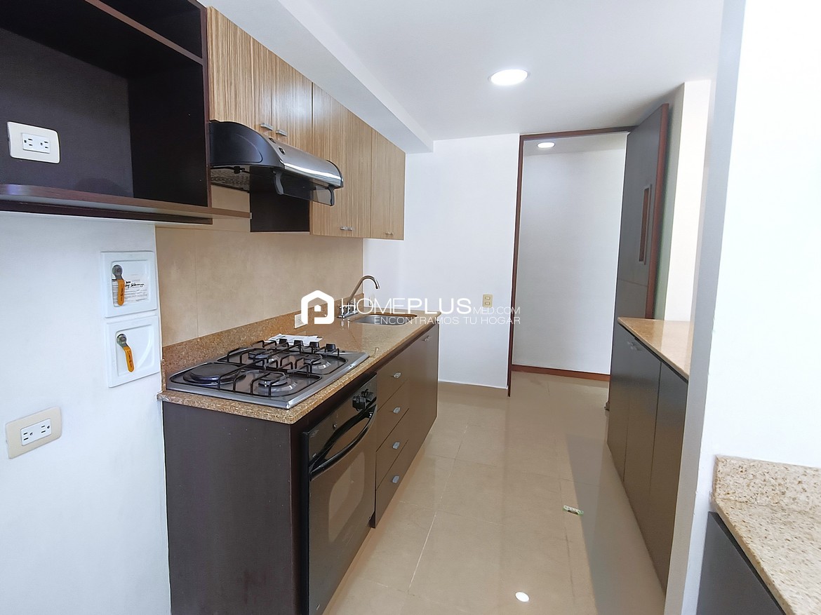 Apartamento en Alquiler En El Poblado, Ciudad del Rio. Parque Central Del Rio C191 (5)