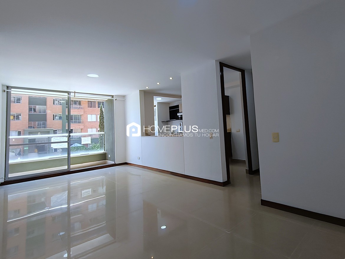 Apartamento en Alquiler En El Poblado, Ciudad del Rio. Parque Central Del Rio C191 (8)