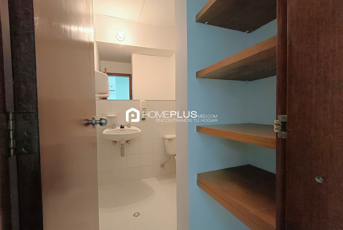 OFICINA EN ALQUILER, EL POBLADO MILLA DE ORO, C184