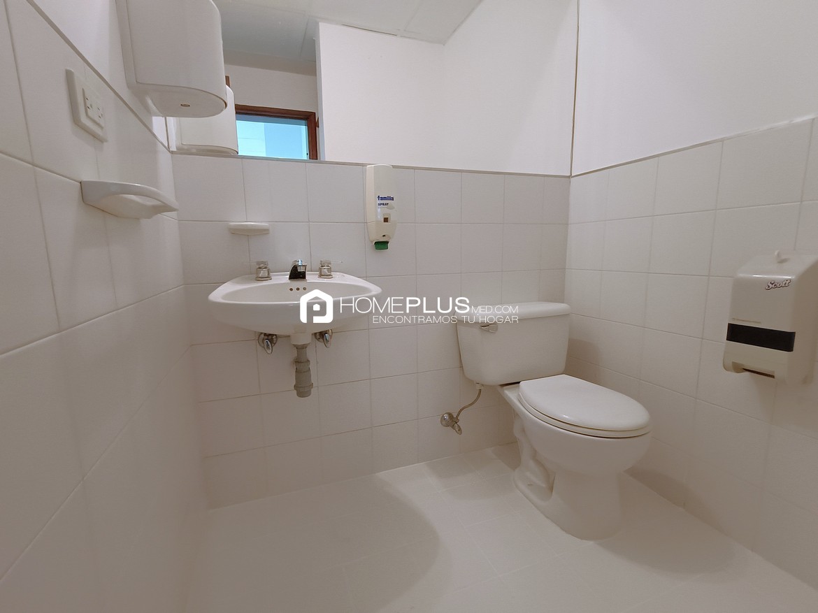 OFICINA EN ALQUILER, EL POBLADO MILLA DE ORO, C184