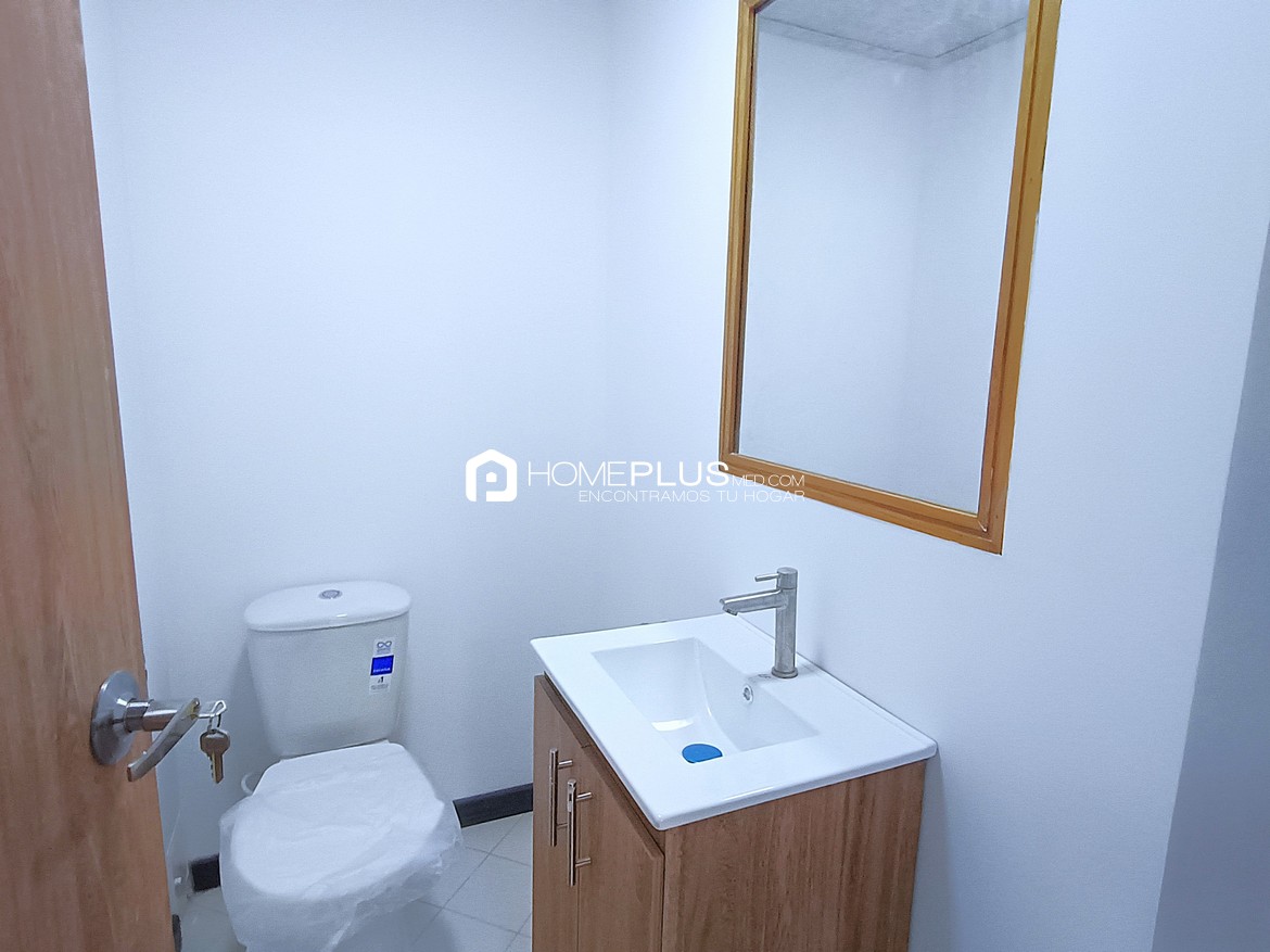 Oficina en Alquiler En El Poblado, Banco Caja Social C187 (5)