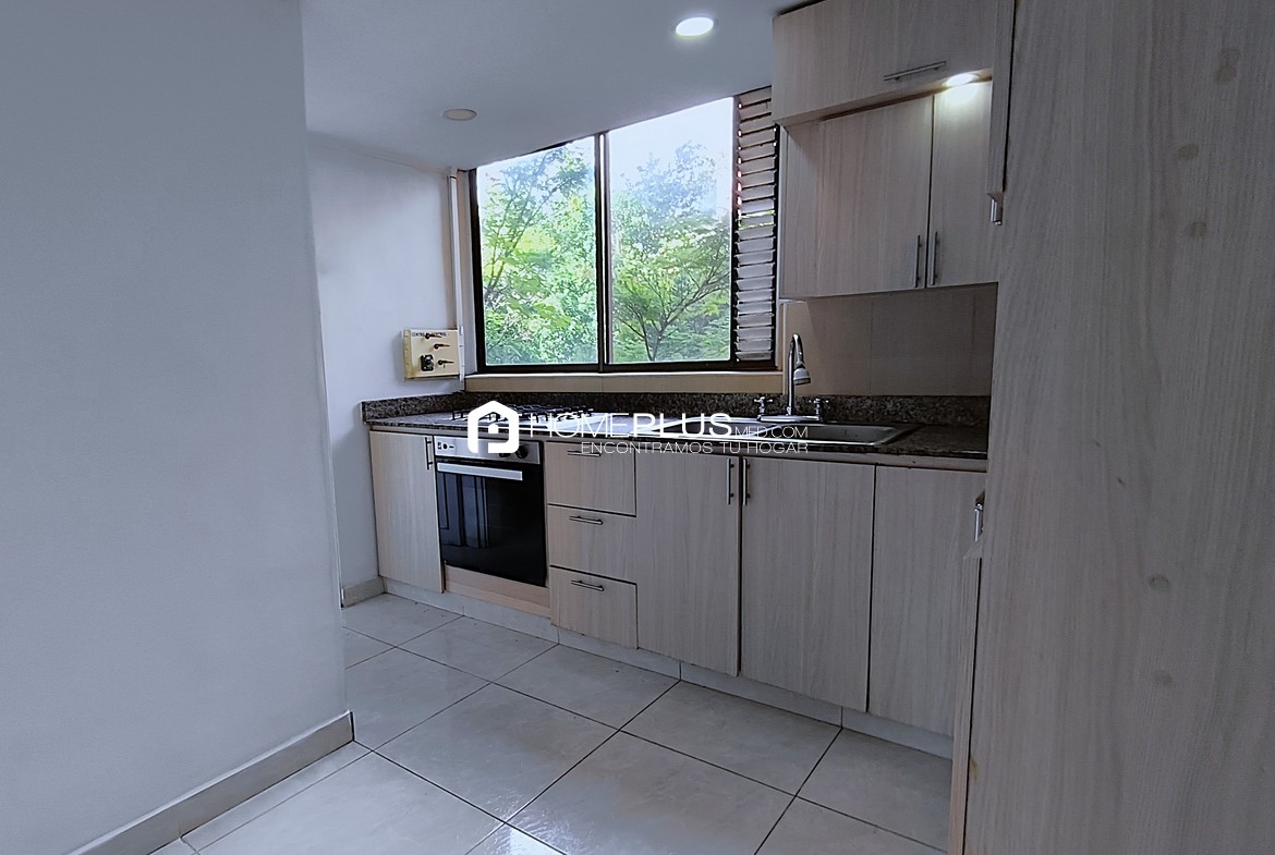 Venta de Apartamento El Poblado, La Aguacatala. Villa Jardín 1 V107 (8)