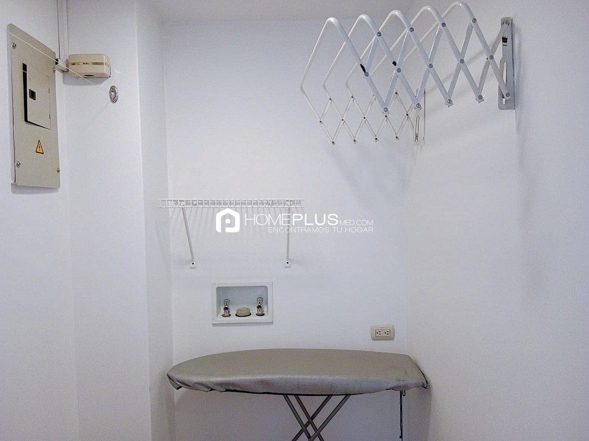 ALQUILER APARTAESTUDIO EL POBLADO MILLA DE ORO A417 TORRE OVIEDO 709