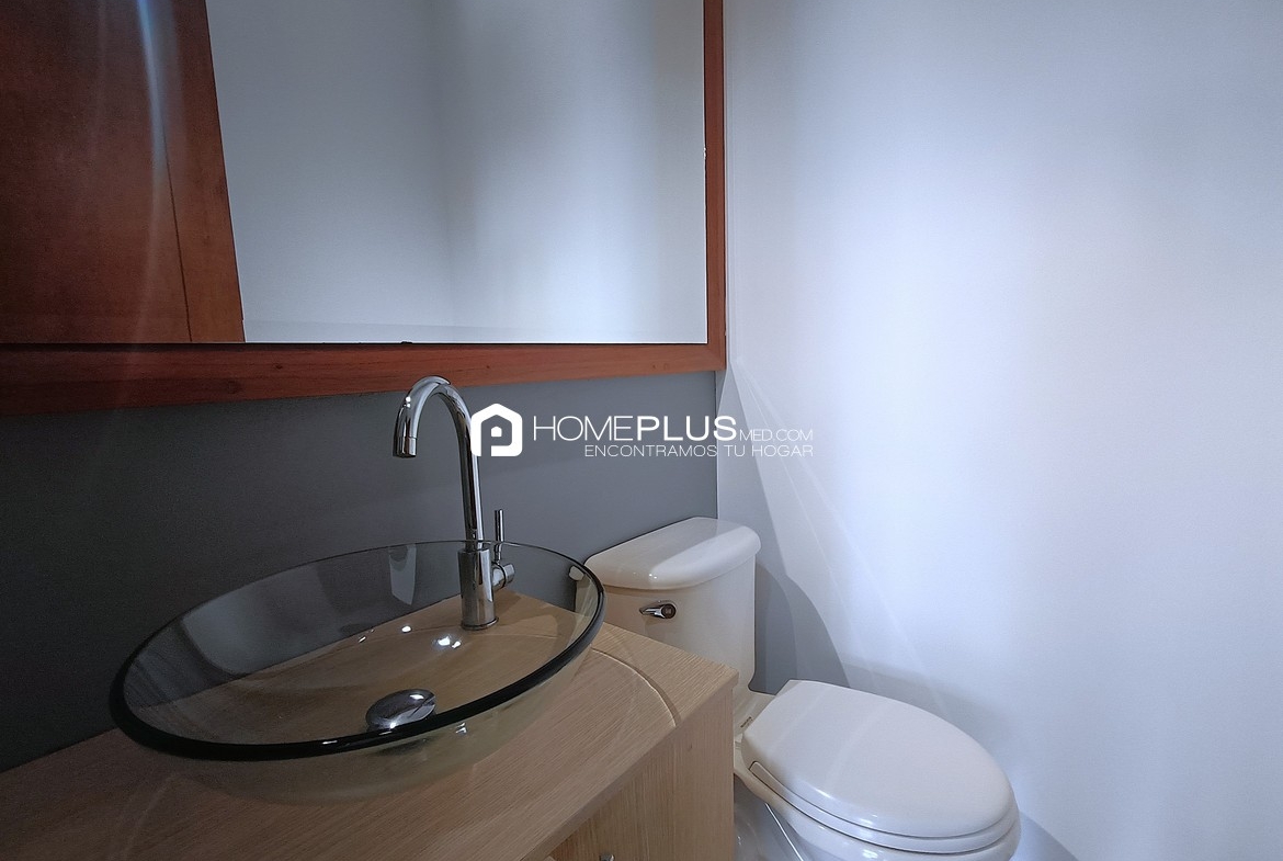 ALQUILER APARTAESTUDIO EL POBLADO TESORO C215 LIVERPOOL 301