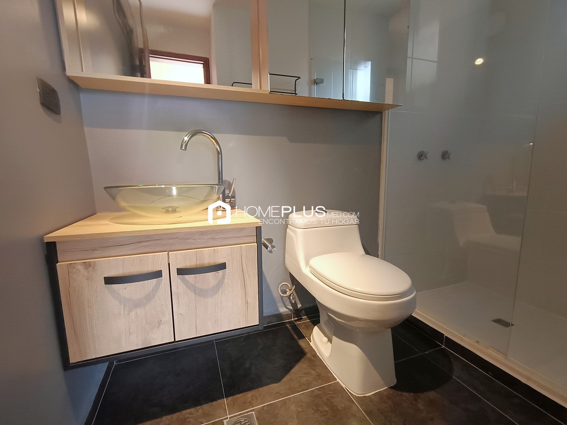 ALQUILER APARTAESTUDIO EL POBLADO TESORO C215 LIVERPOOL 301