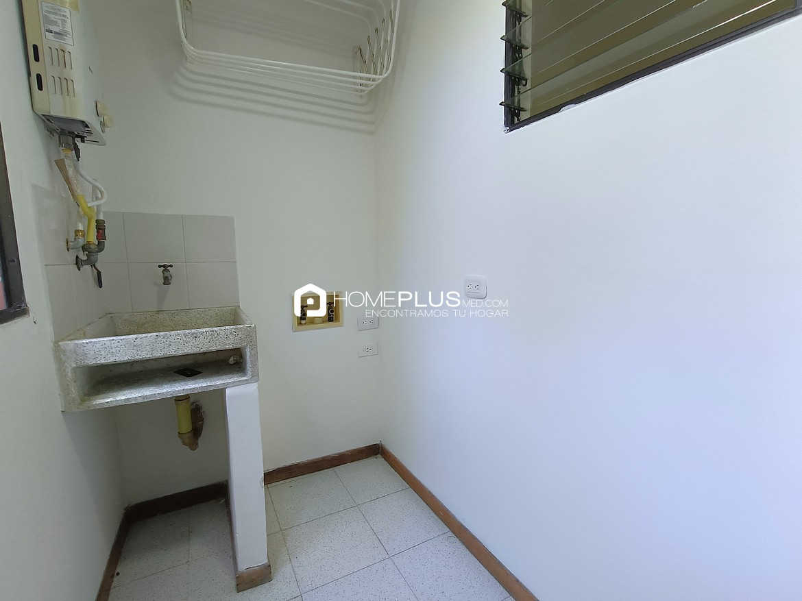 ALQUILER APARTAMENTO EL POBLADO SAN JULIAN C226 BOSQUES DEL GUAMAL 404