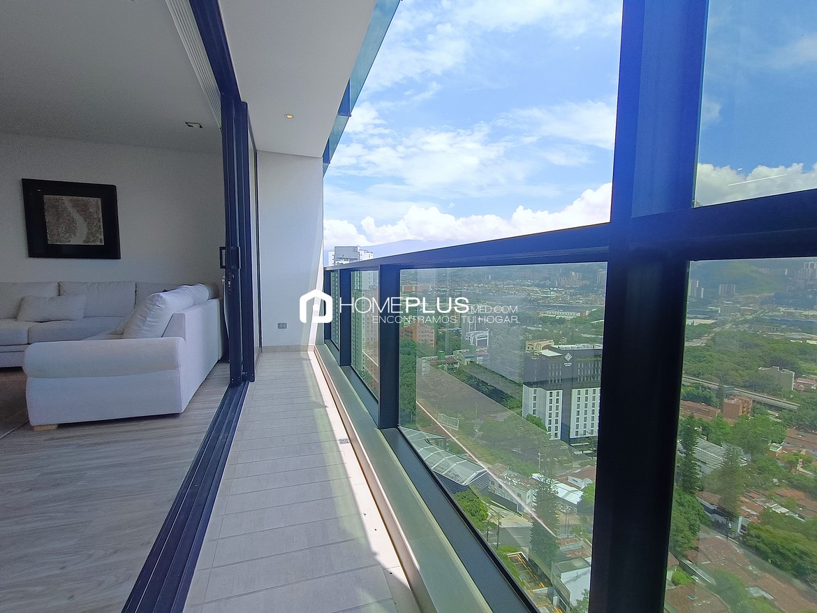 APARTAESTUDIO EN VENTA EL POBLADO MILLA DE ORO V123 SQUARE 1622
