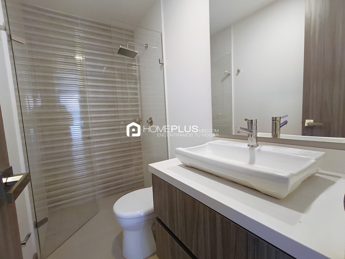 Alquiler de Apartamento en El Poblado, Castropol. Ariza De Castropol. C222