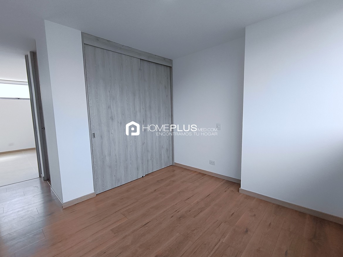 Alquiler de Apartamento en El Poblado, Los Balsos. Ceylan 34. C220