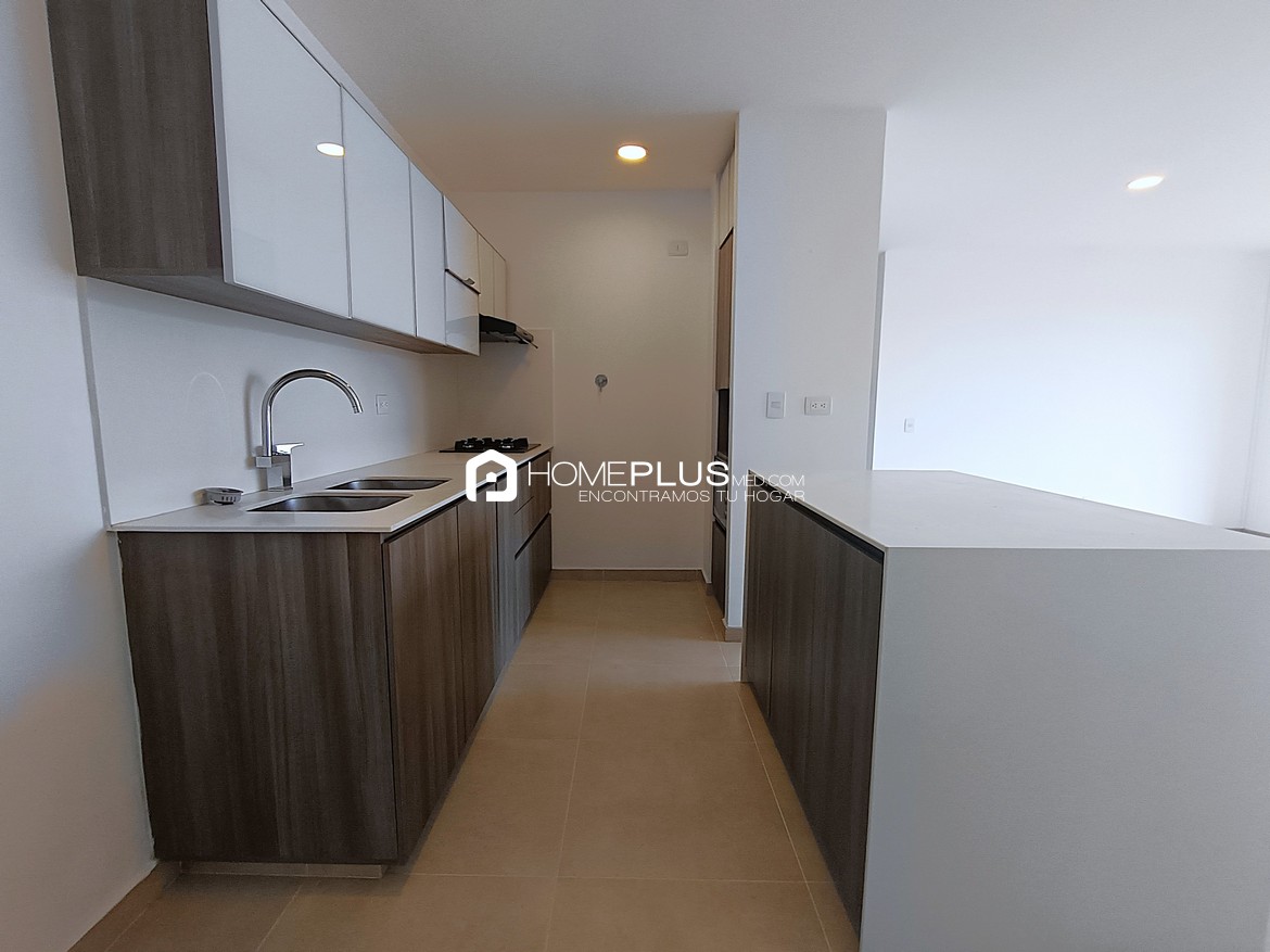 Alquiler de Apartamento en El Poblado, Los Balsos. Ceylan 34. C220