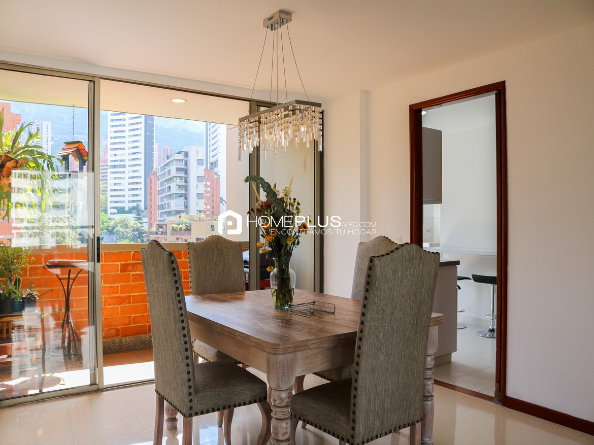 Apartamento Amoblado En Arriendo En El Poblado, El Campestre. Campestre Alto. A273