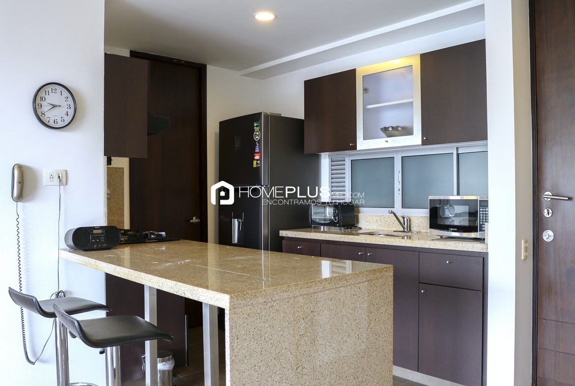 Apartamento Amoblado En Arriendo En El Poblado, Milla De Oro. 43 Avenida A185