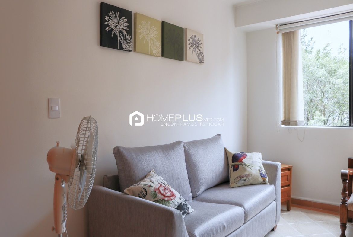 Apartamento Amoblado En Arriendo En El Poblado, Vizcaya. Rosedal. A205