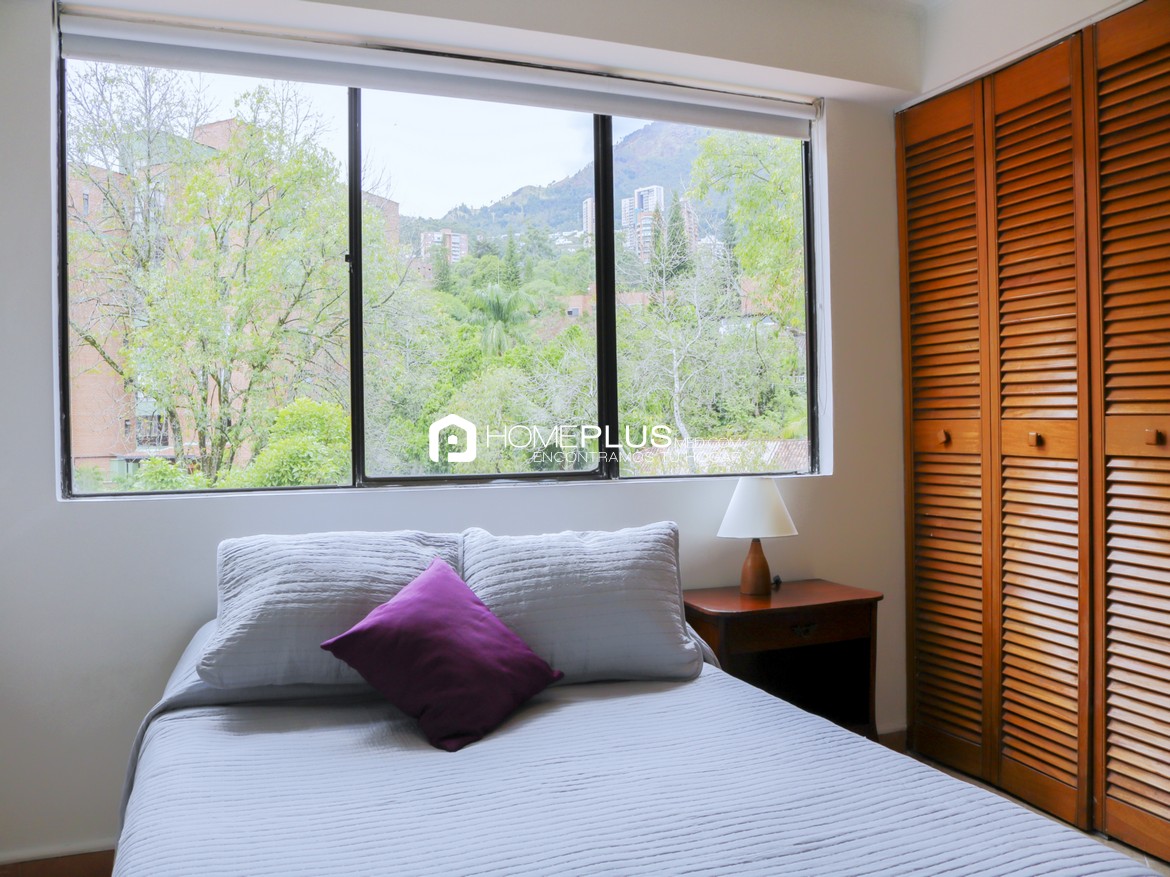 Apartamento Amoblado En Arriendo En El Poblado, Vizcaya. Rosedal. A205