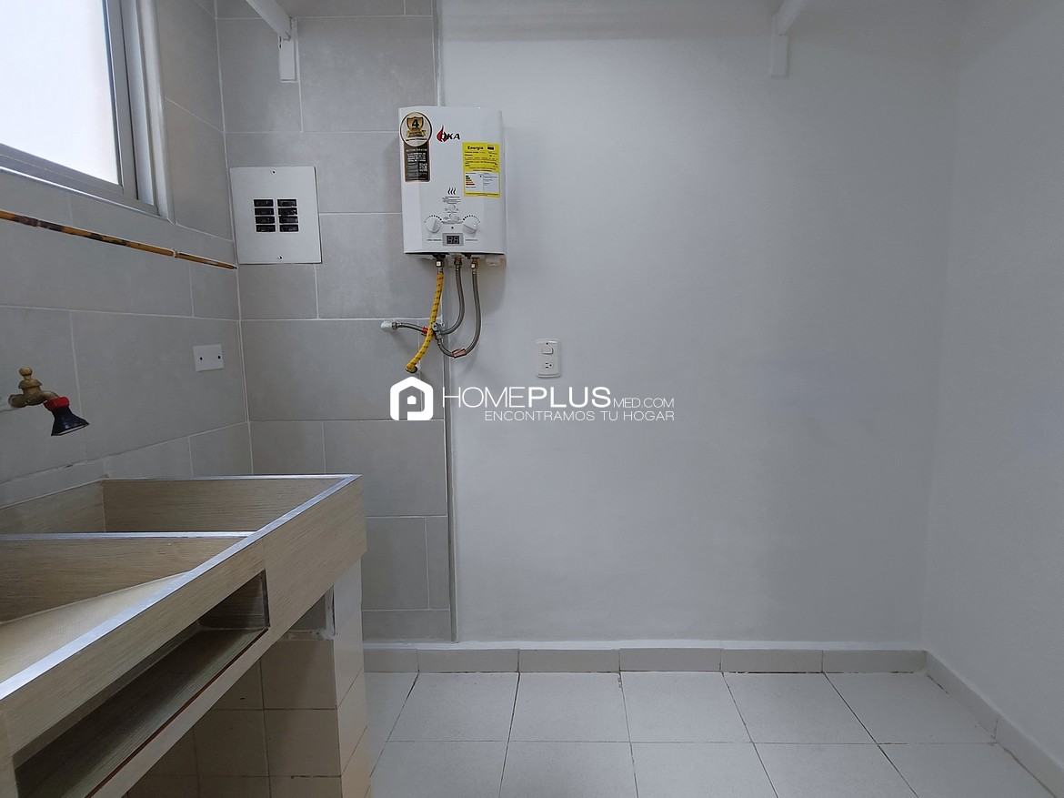 Apartamento En Arriendo En El Poblado, Manila. Pinar del Río 1. C207