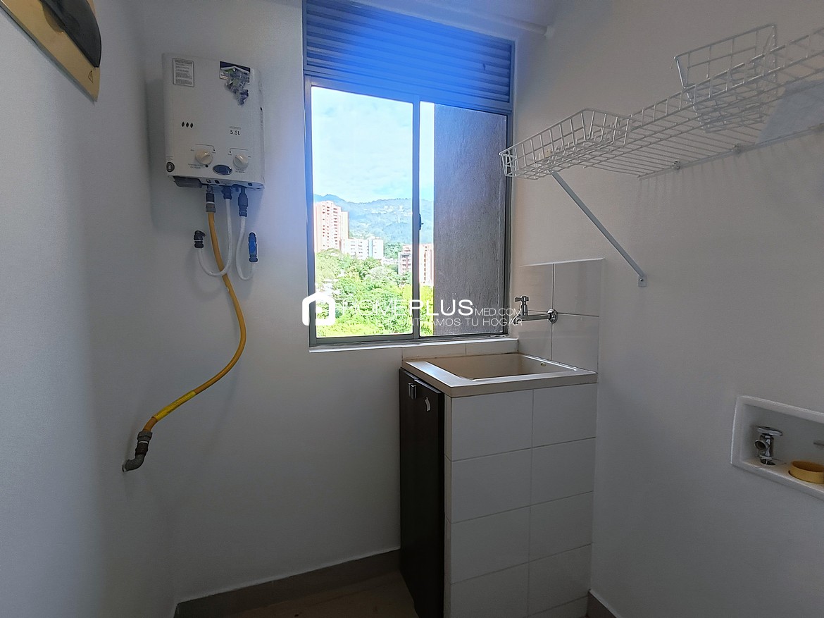 Apartamento En Arriendo En Envigado, El Esmeraldal. Areka. C209