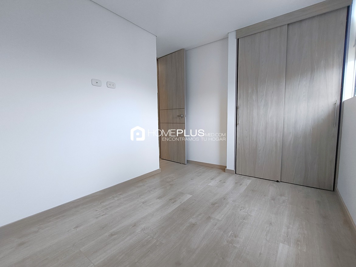 Apartamento En Arriendo En Sabaneta. Bulevar del Alcázar. C208